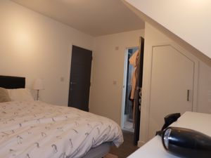 Photo 31- click for photo gallery